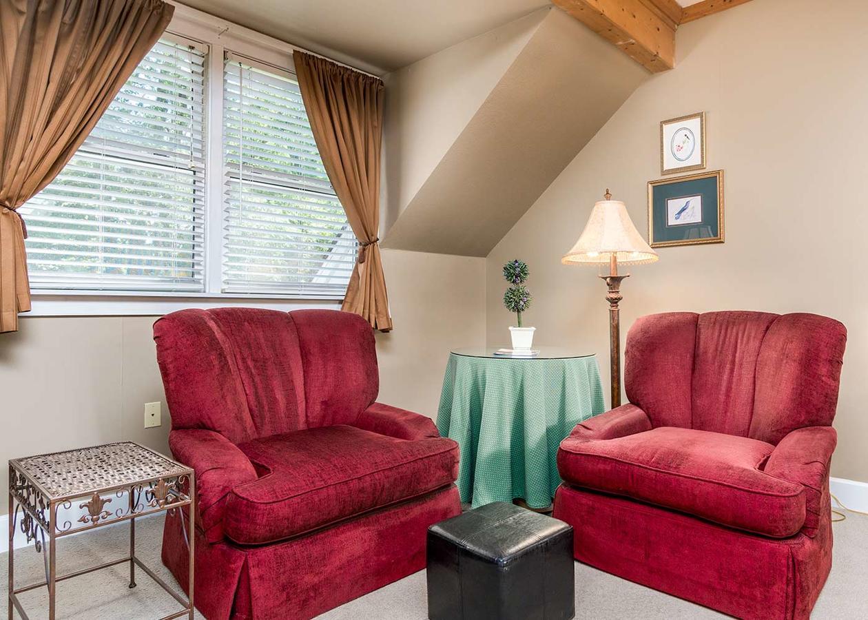 Highland Lake Inn & Resort - Flat Rock Extérieur photo
